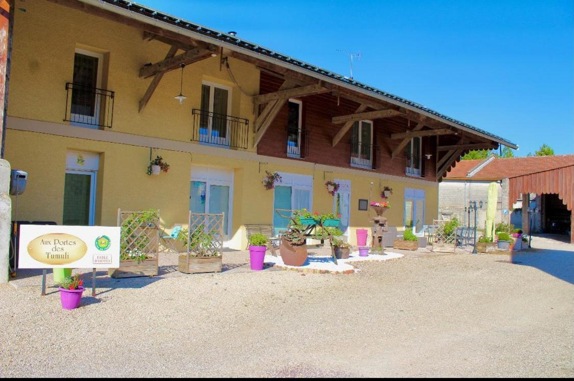 Chambres D'Hotes Aux Portes Des Tumuli Bussy-le-Château Dış mekan fotoğraf