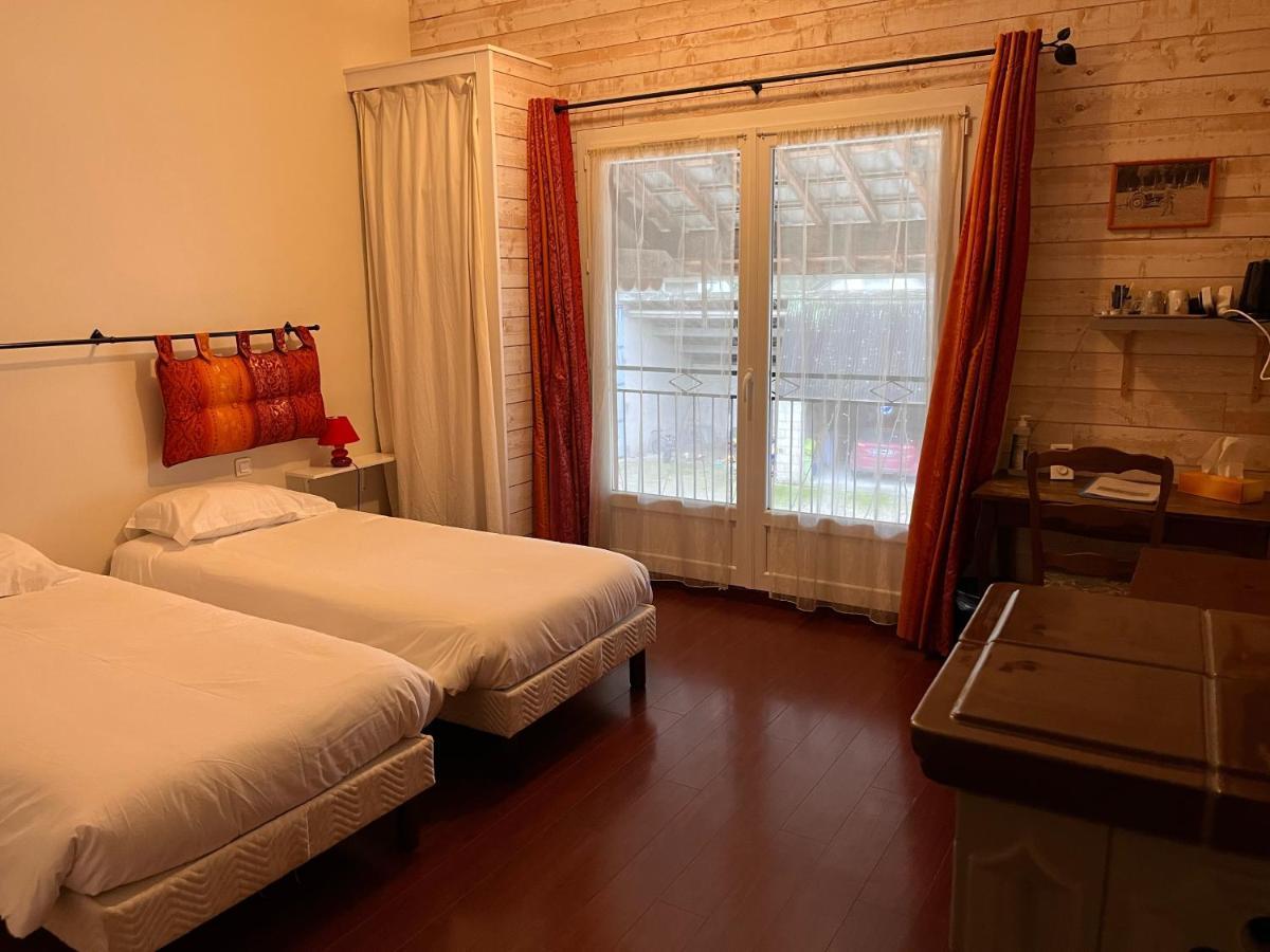 Chambres D'Hotes Aux Portes Des Tumuli Bussy-le-Château Dış mekan fotoğraf
